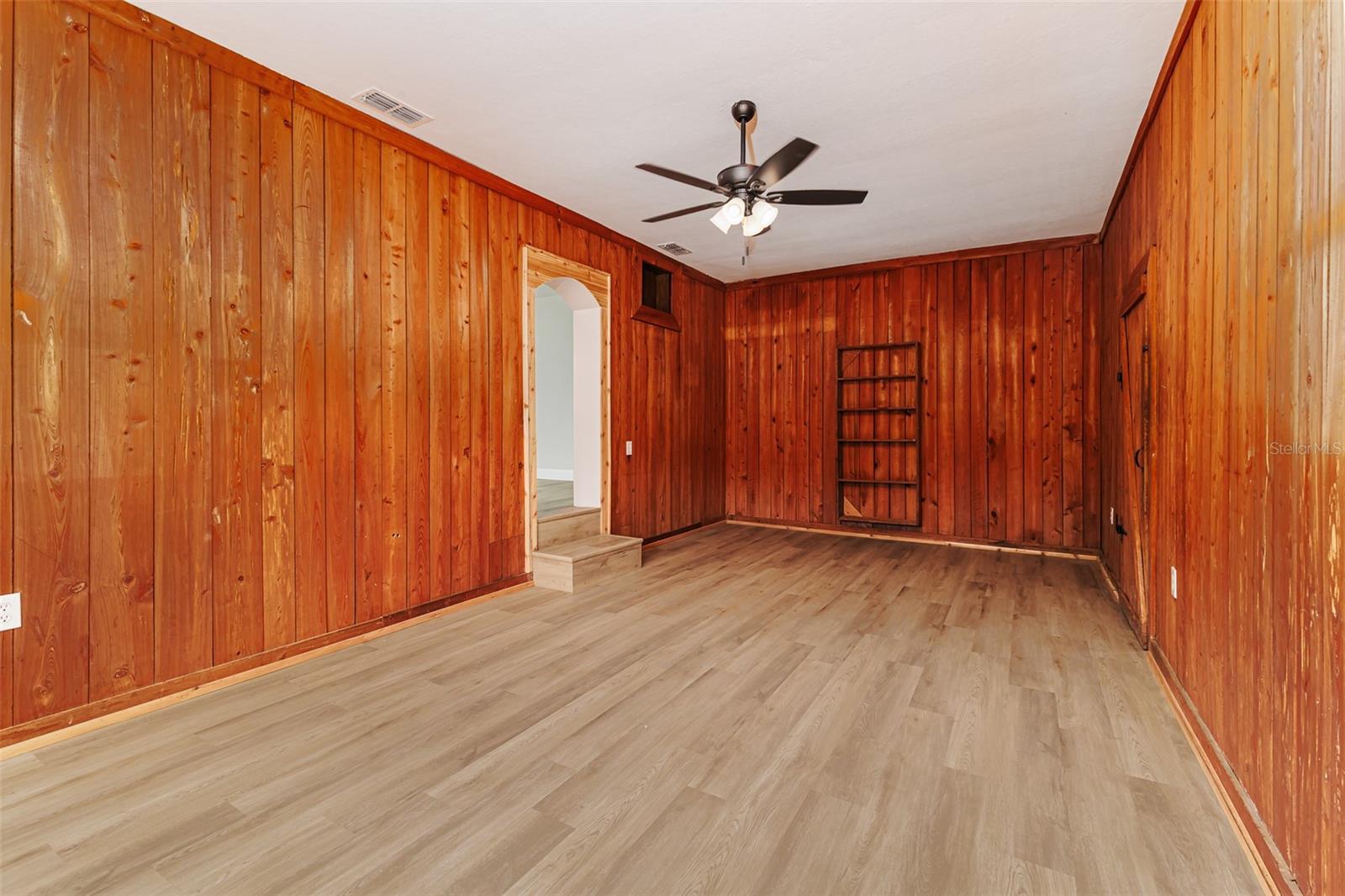 1201 N GALLOWAY RD, LAKELAND, FL, 33810