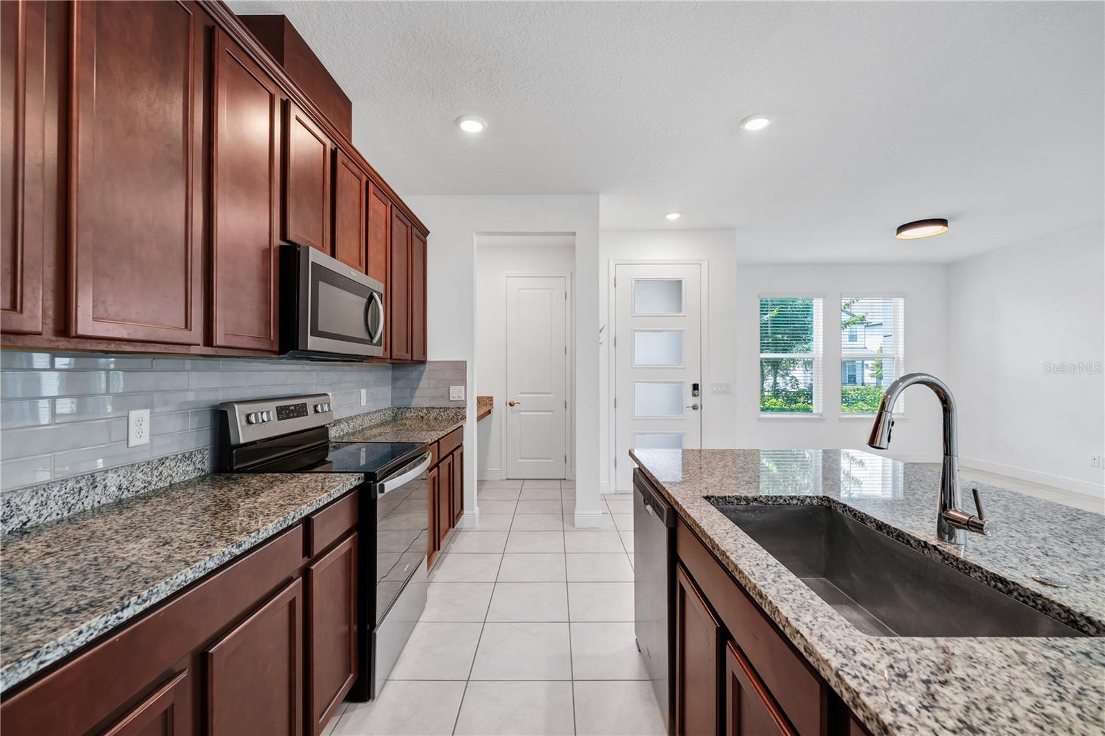 7381 ALPINE BUTTERFLY LN, ORLANDO, FL, 32819