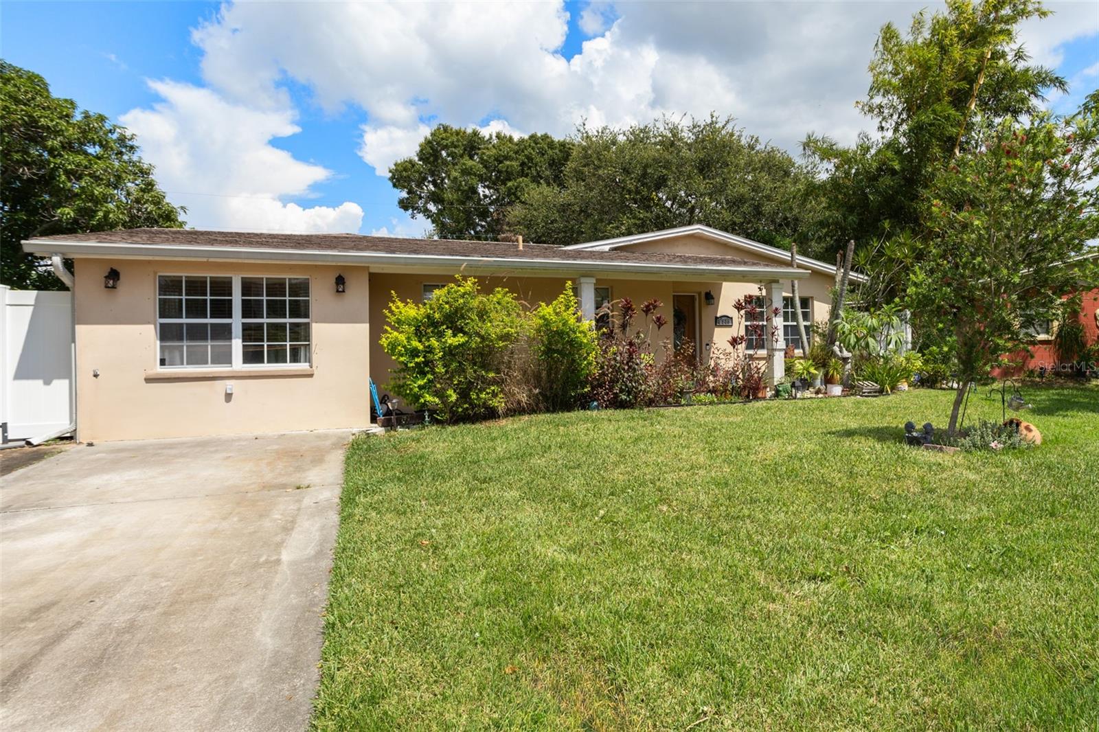 8915 59TH WAY N, PINELLAS PARK, FL, 33782