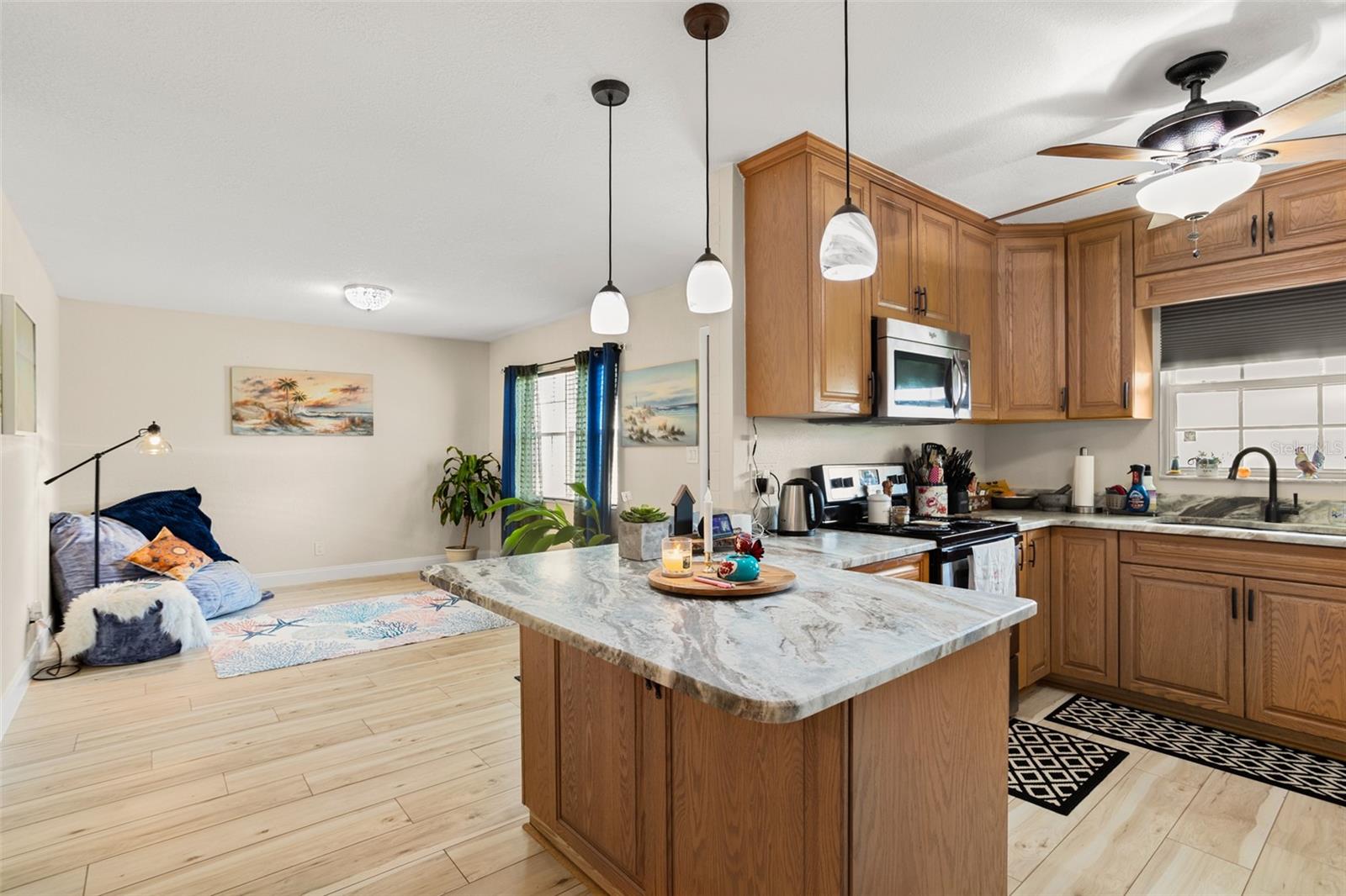 8915 59TH WAY N, PINELLAS PARK, FL, 33782