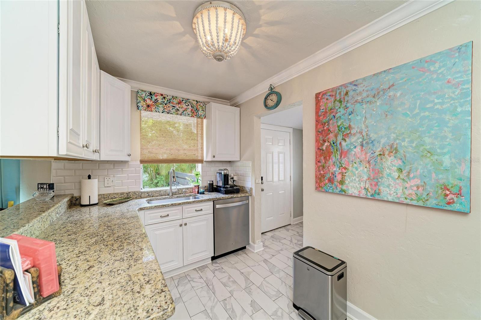 2250 HILLVIEW ST, SARASOTA, FL, 34239