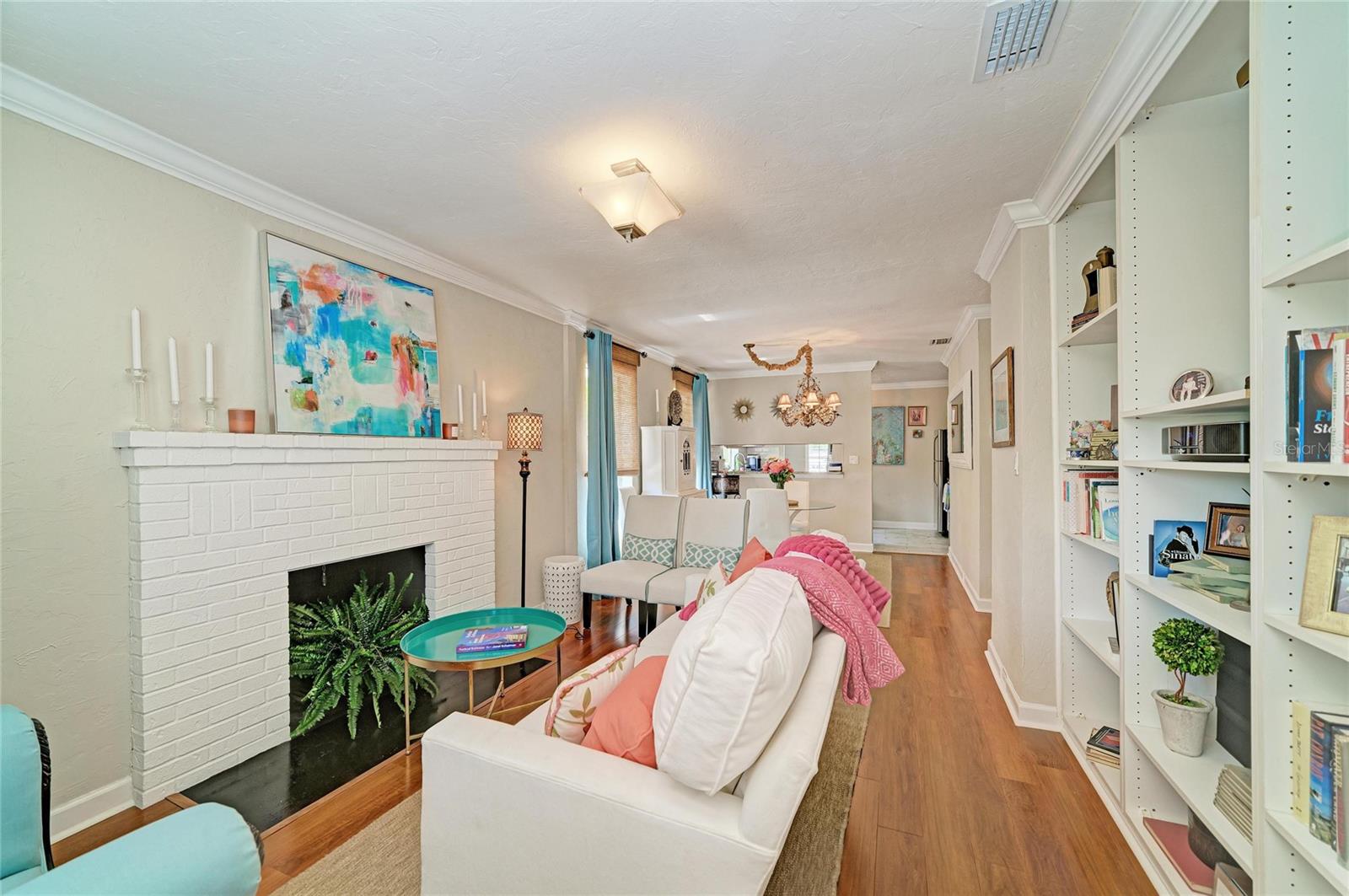 2250 HILLVIEW ST, SARASOTA, FL, 34239