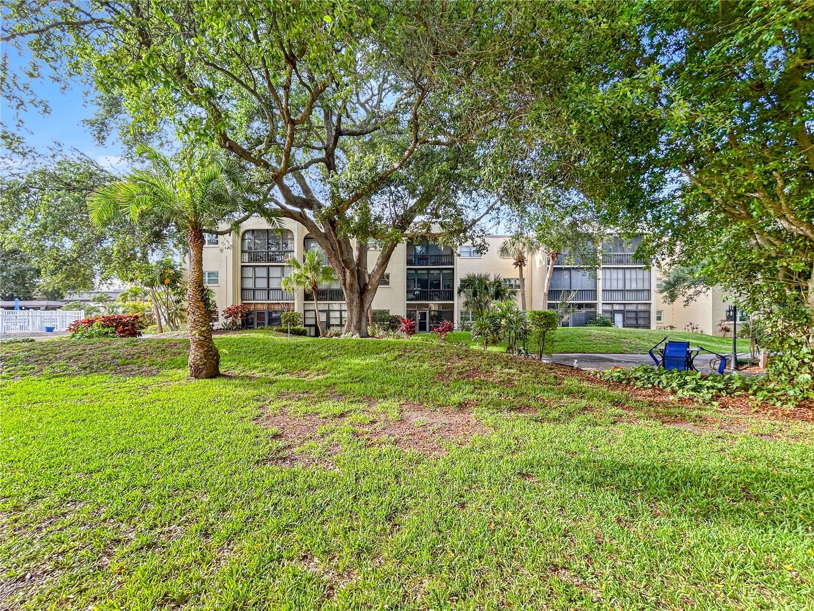 11485 OAKHURST RD #A102, LARGO, FL, 33774