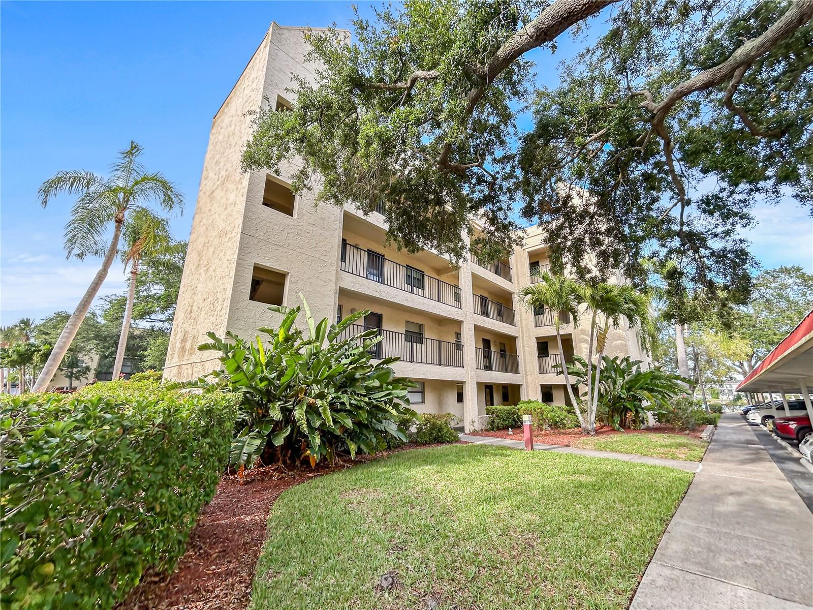 11485 OAKHURST RD #A102, LARGO, FL, 33774