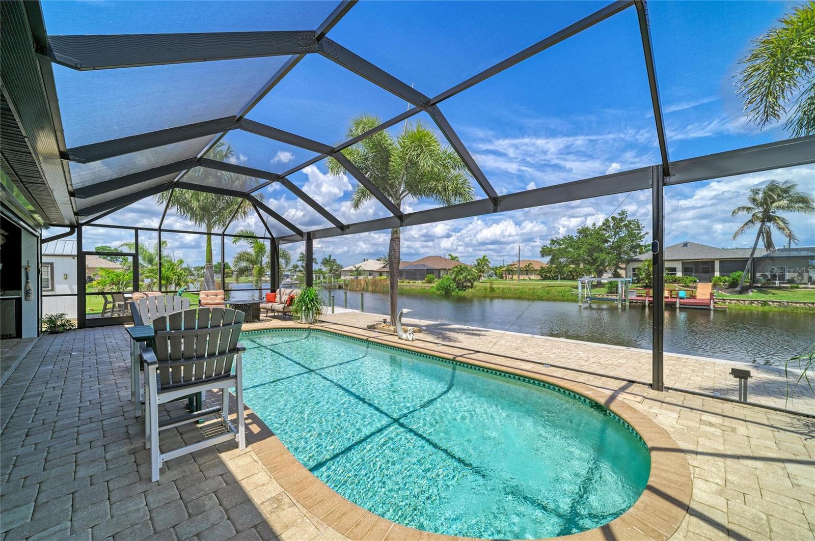 15704 LAKELAND CIR, PORT CHARLOTTE, FL, 33981