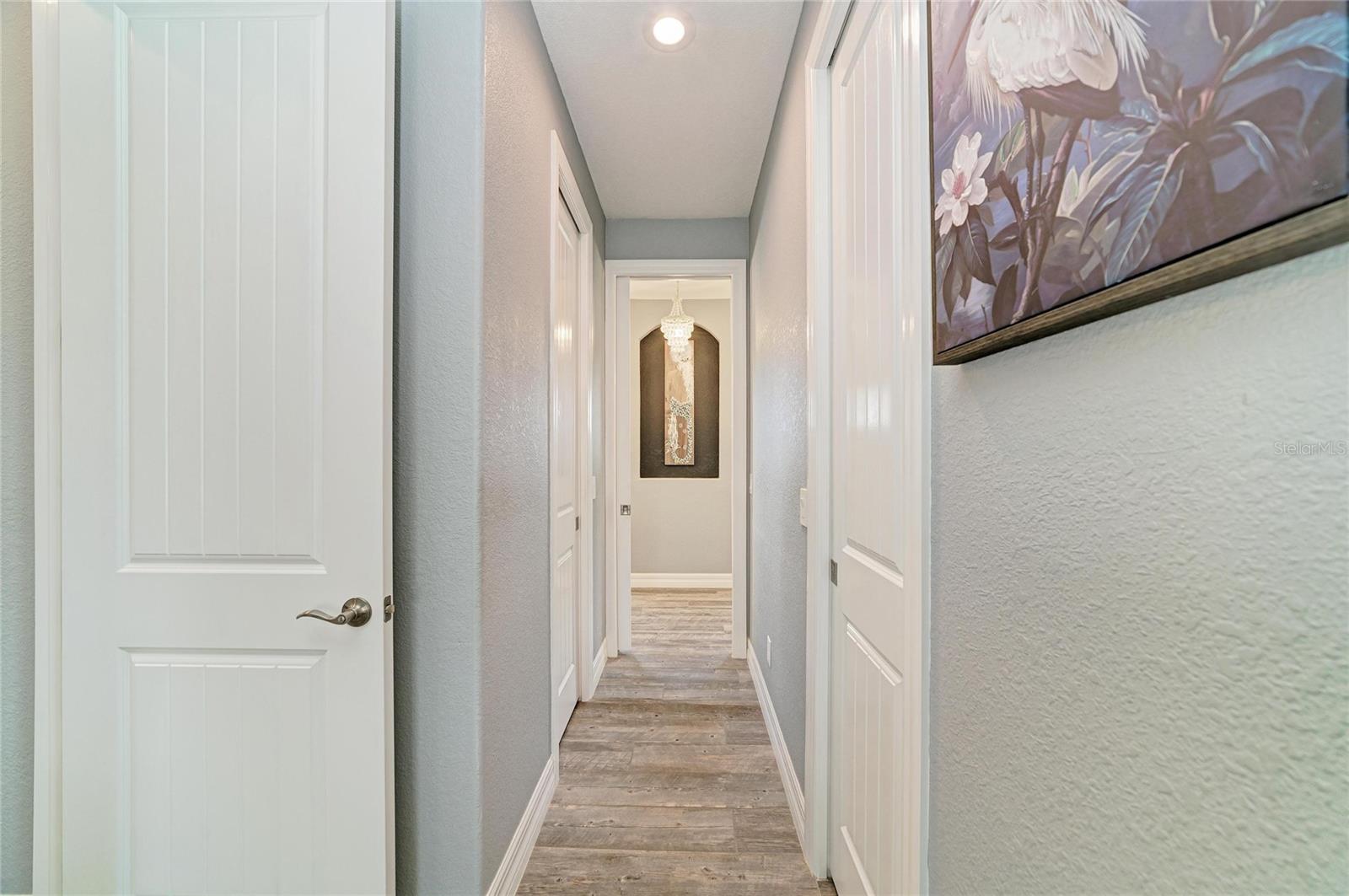 15704 LAKELAND CIR, PORT CHARLOTTE, FL, 33981