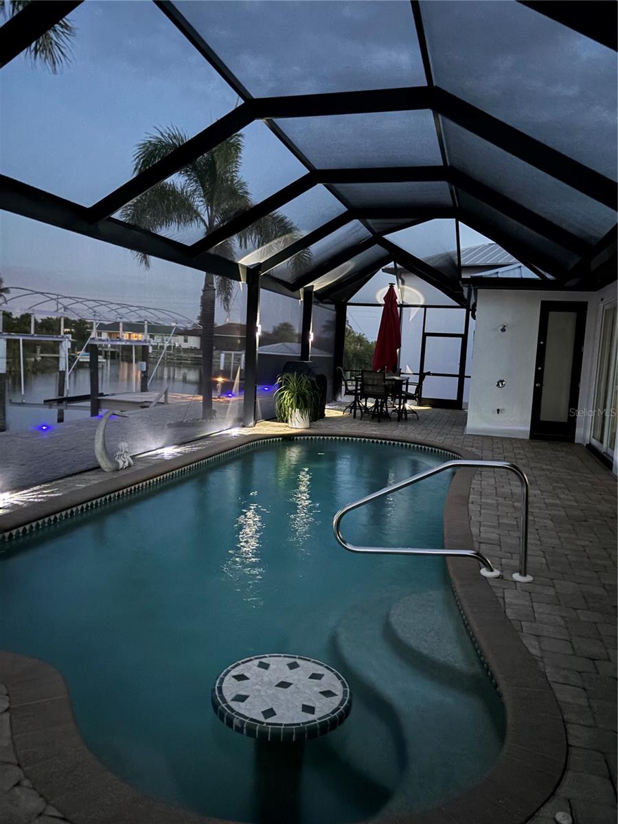 15704 LAKELAND CIR, PORT CHARLOTTE, FL, 33981
