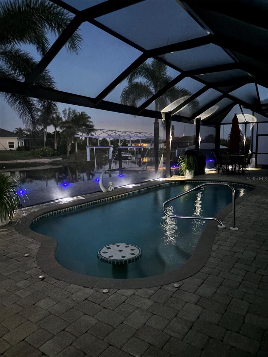 15704 LAKELAND CIR, PORT CHARLOTTE, FL, 33981