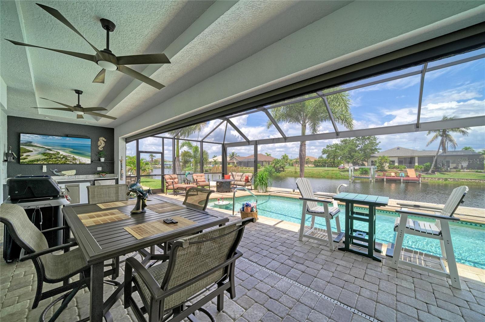 15704 LAKELAND CIR, PORT CHARLOTTE, FL, 33981