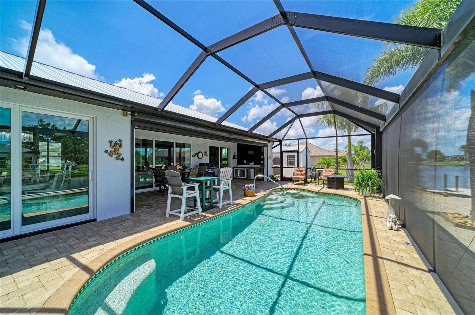15704 LAKELAND CIR, PORT CHARLOTTE, FL, 33981