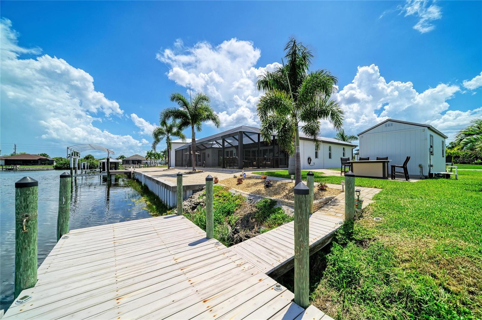 15704 LAKELAND CIR, PORT CHARLOTTE, FL, 33981
