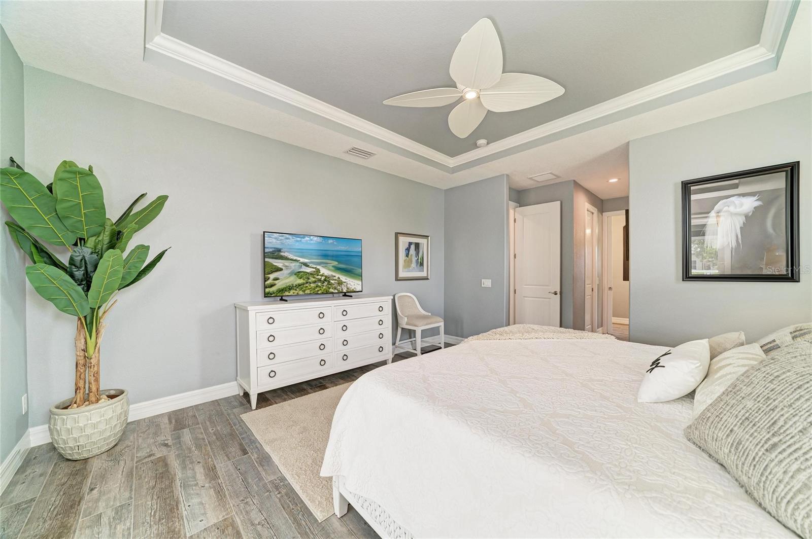 15704 LAKELAND CIR, PORT CHARLOTTE, FL, 33981