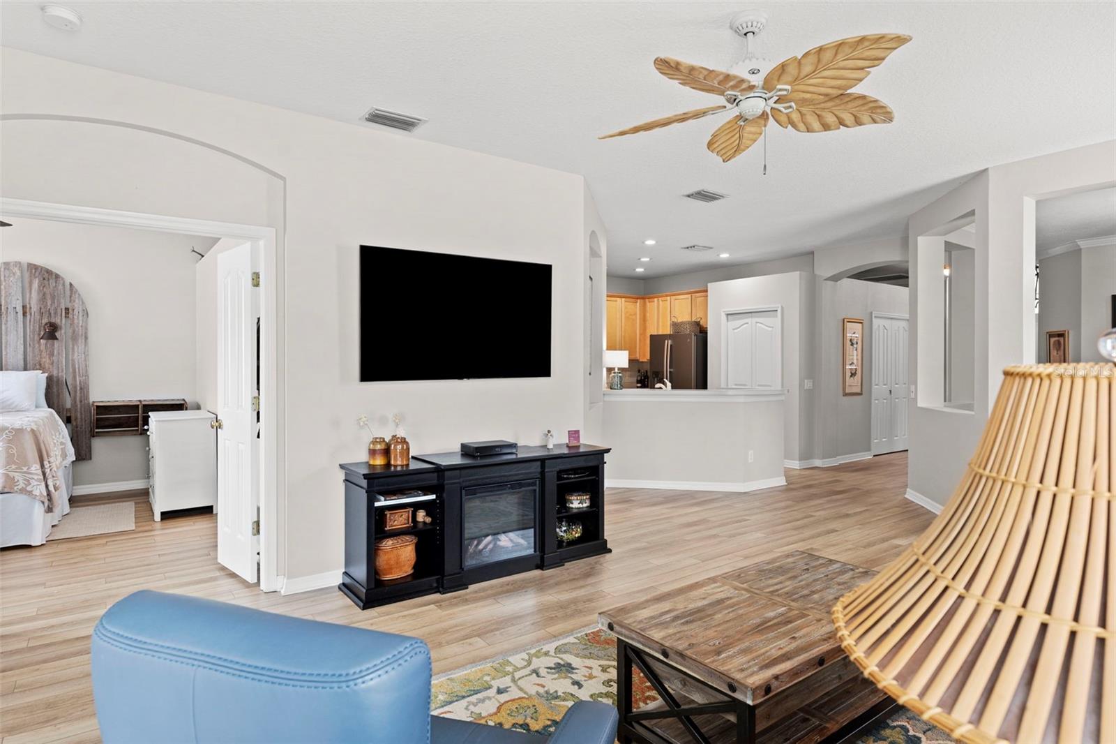 8557 ACORN RIDGE CT, TAMPA, FL, 33625