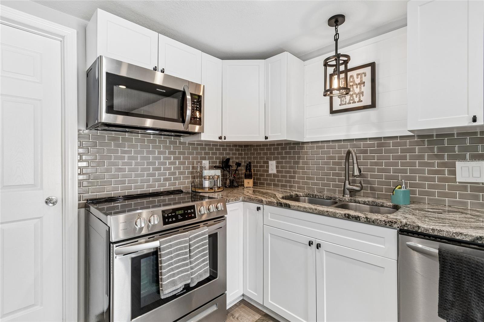 7324 STONE HAVEN CT N, PINELLAS PARK, FL, 33781