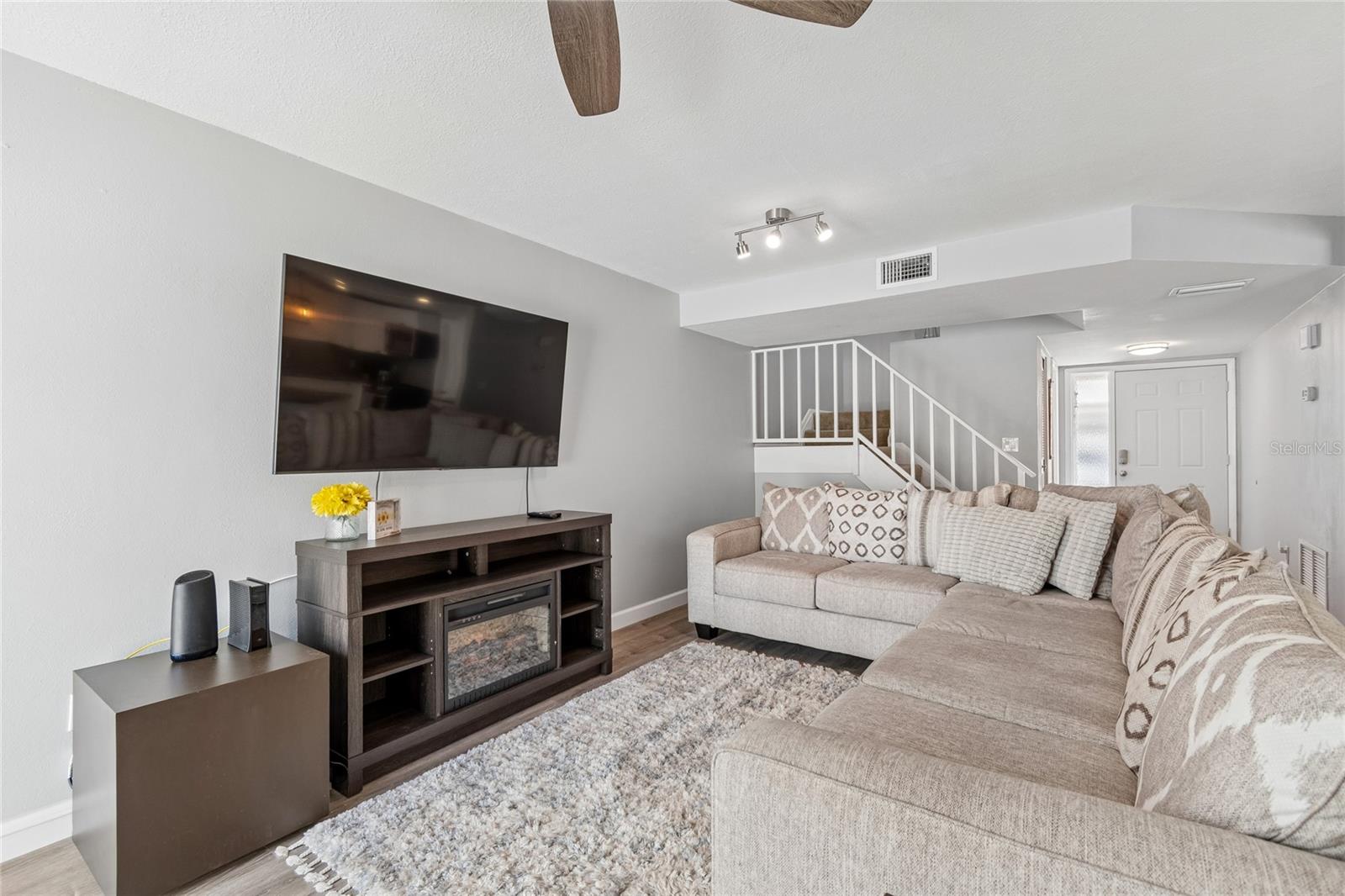 7324 STONE HAVEN CT N, PINELLAS PARK, FL, 33781