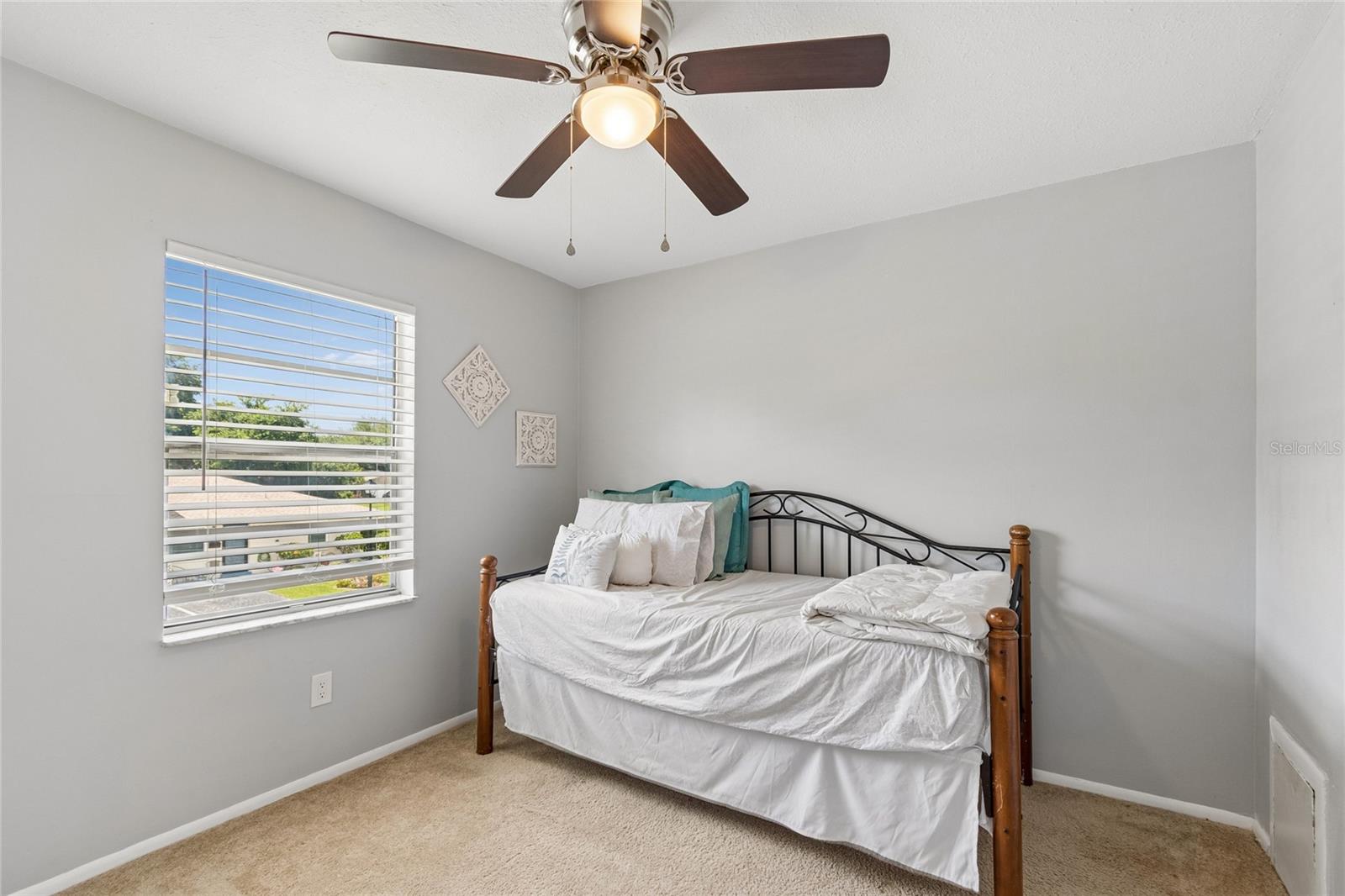 7324 STONE HAVEN CT N, PINELLAS PARK, FL, 33781