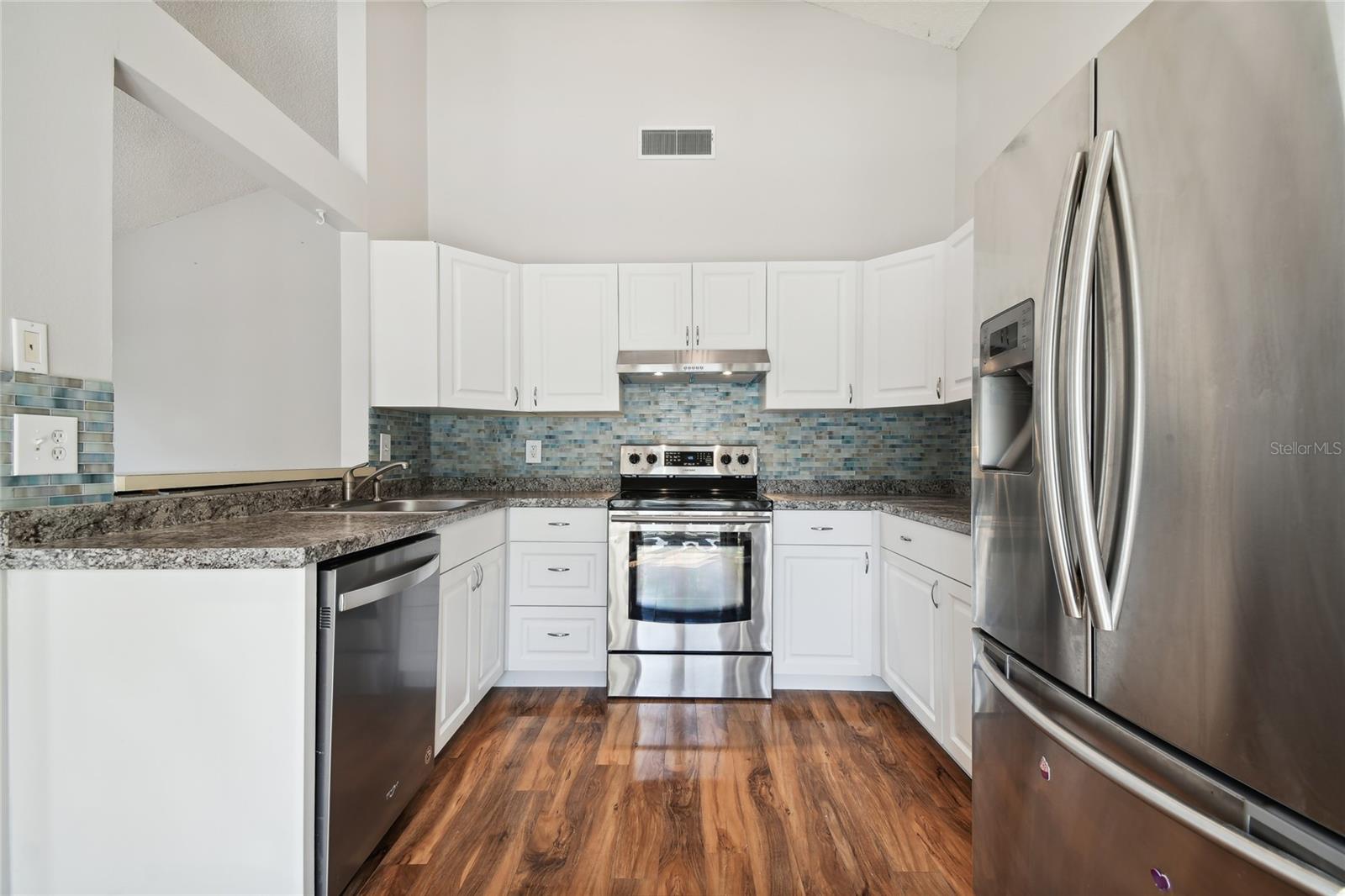 2803 NORTHCOTE DR, PALM HARBOR, FL, 34684