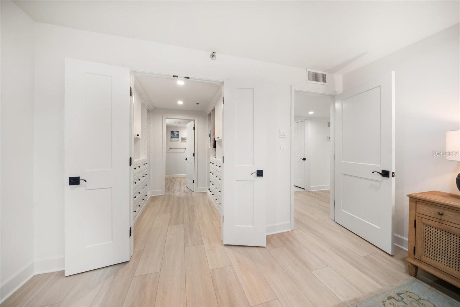 1480 GULF BLVD #401, CLEARWATER BEACH, FL, 33767