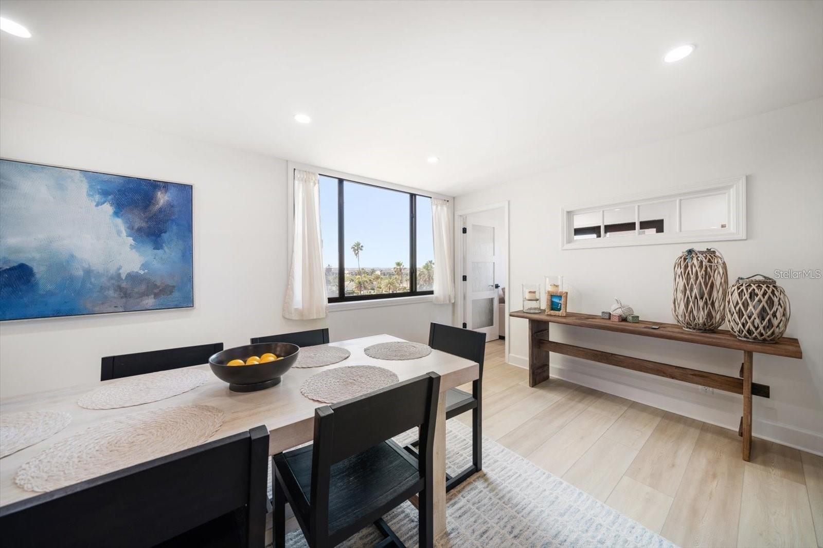 1480 GULF BLVD #401, CLEARWATER BEACH, FL, 33767