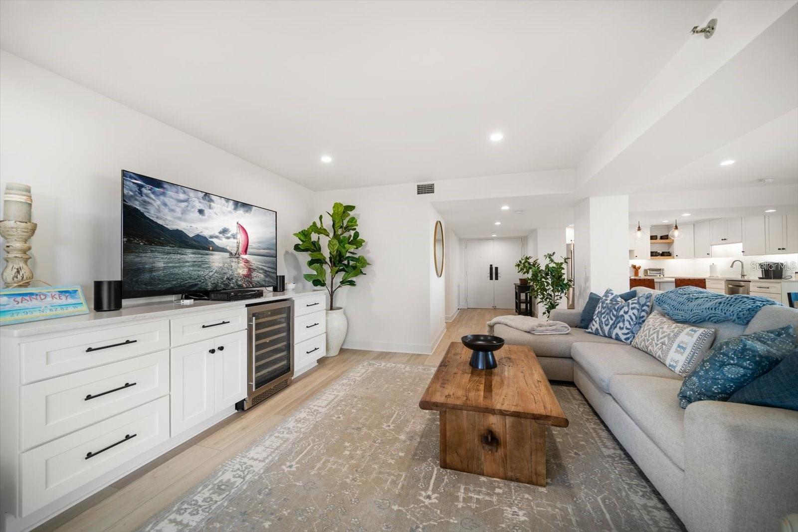 1480 GULF BLVD #401, CLEARWATER BEACH, FL, 33767