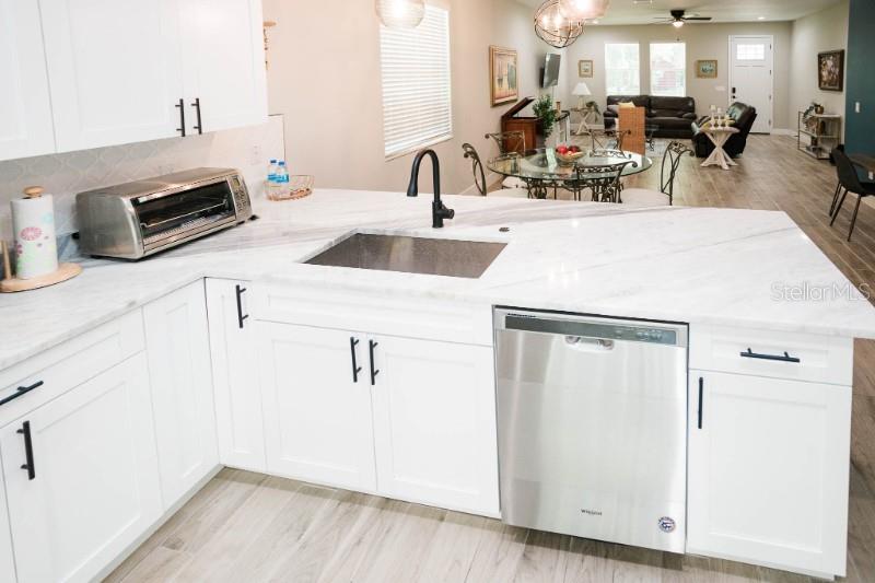705 E ELM ST, TAMPA, FL, 33604