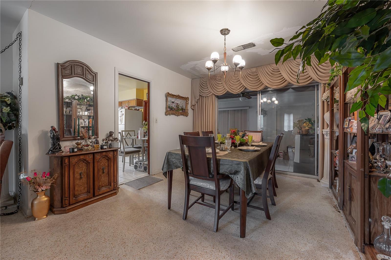 3803 RIVER GROVE DR, TAMPA, FL, 33610