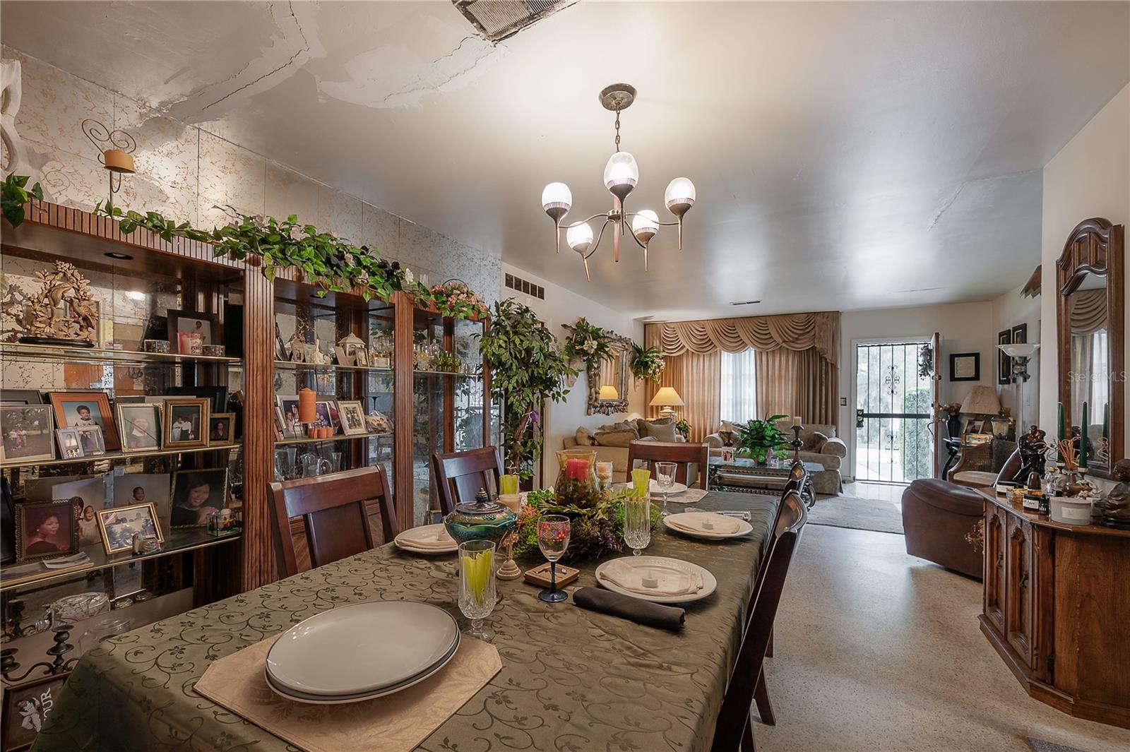 3803 RIVER GROVE DR, TAMPA, FL, 33610