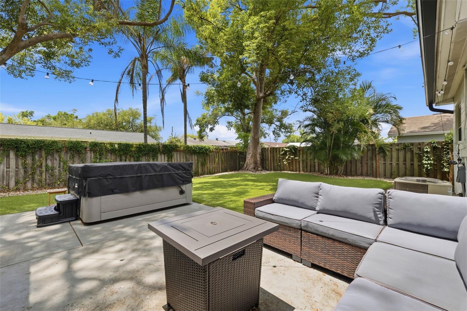 6725 RALSTON BEACH CIR, TAMPA, FL, 33614