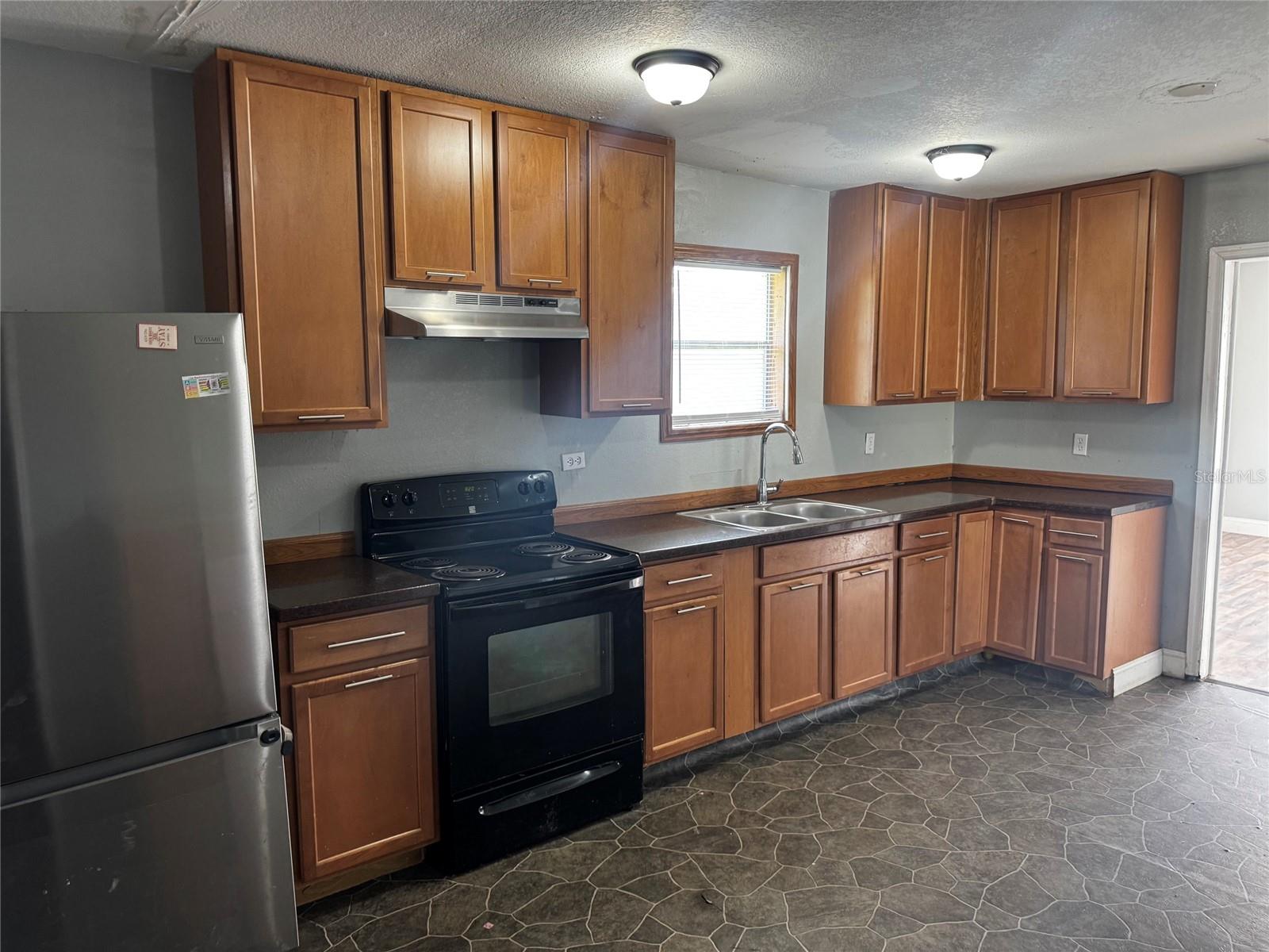 7001 COLUMBIA DR, MULBERRY, FL, 33860