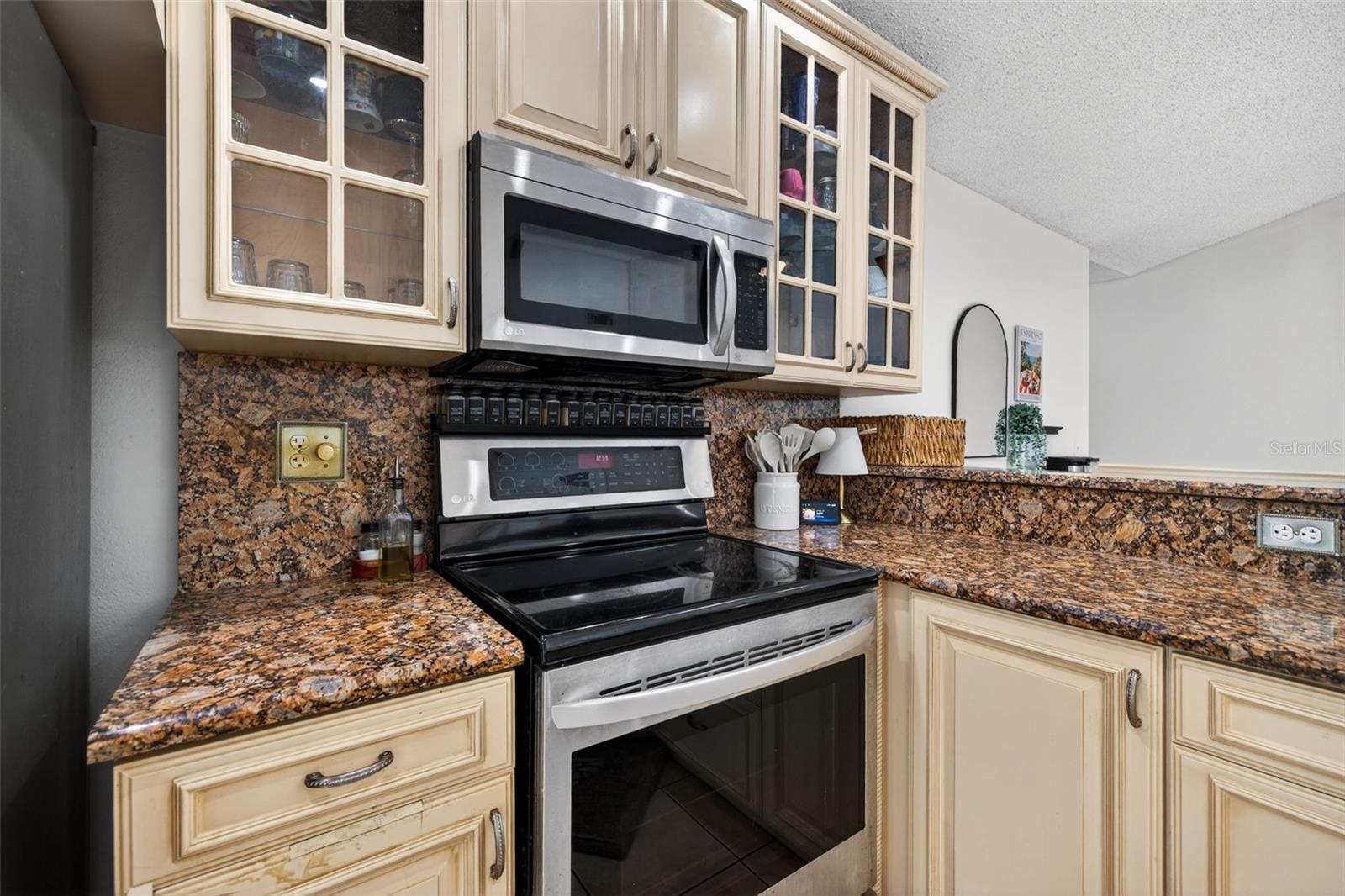 10705 OUT ISLAND DR, TAMPA, FL, 33615