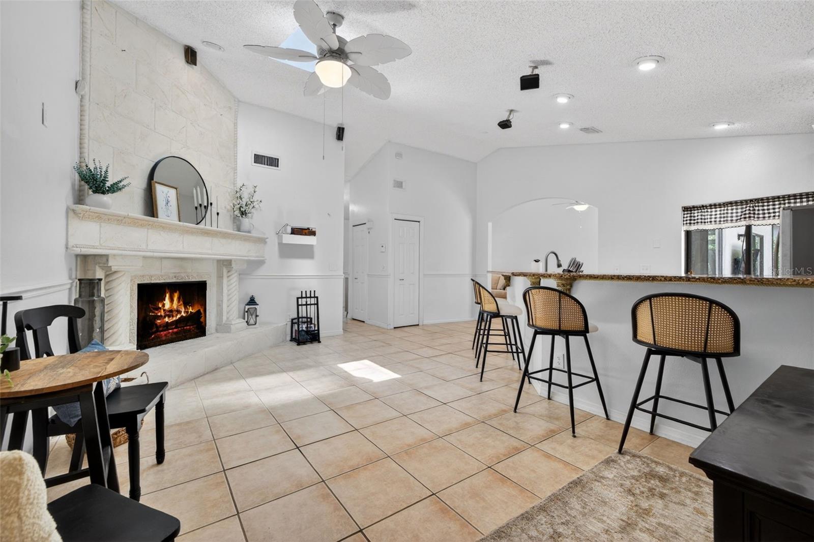 10705 OUT ISLAND DR, TAMPA, FL, 33615