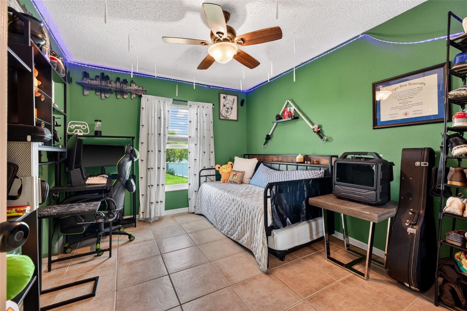 10705 OUT ISLAND DR, TAMPA, FL, 33615