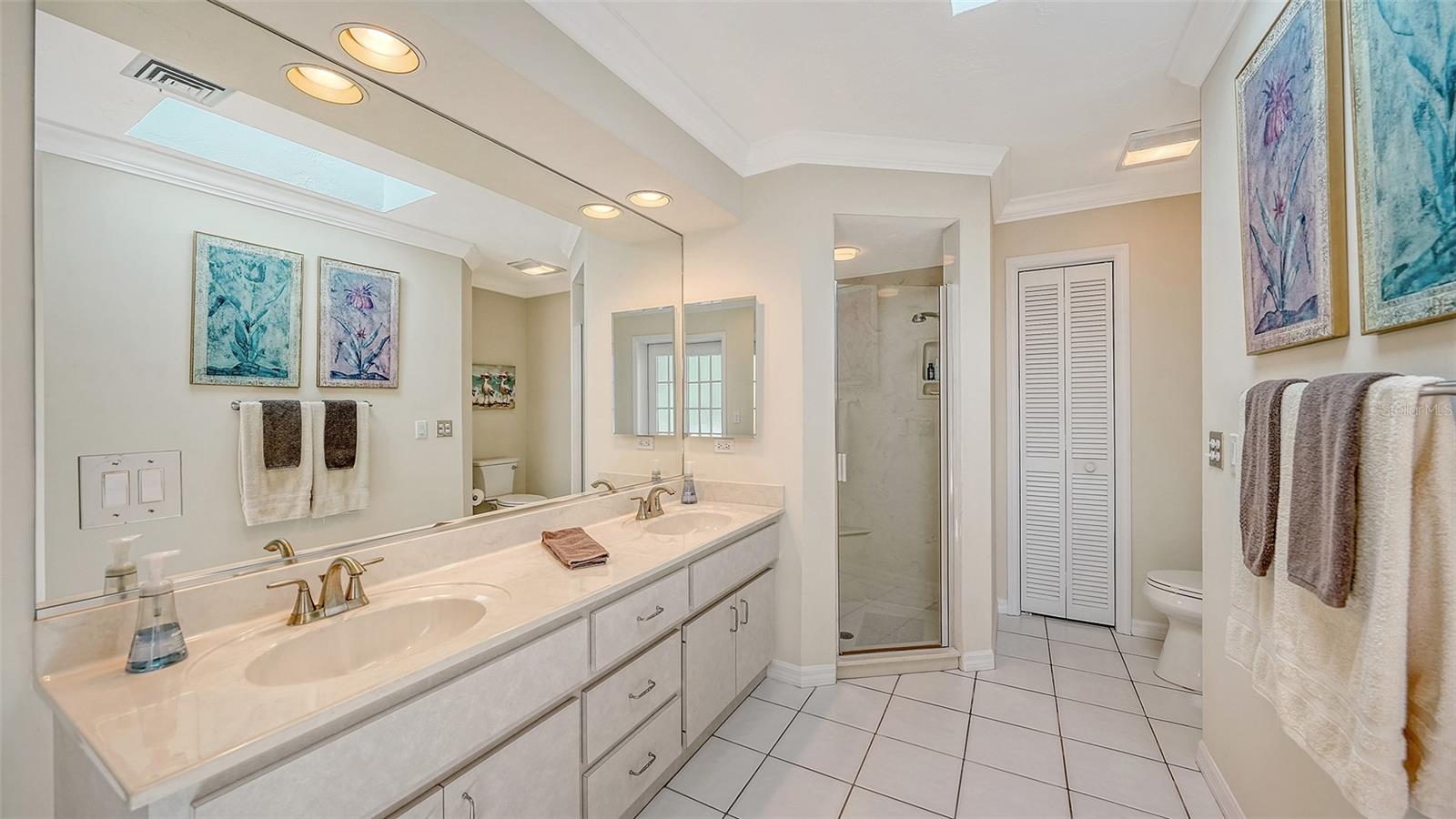 3988 LOSILLIAS DR, SARASOTA, FL, 34238