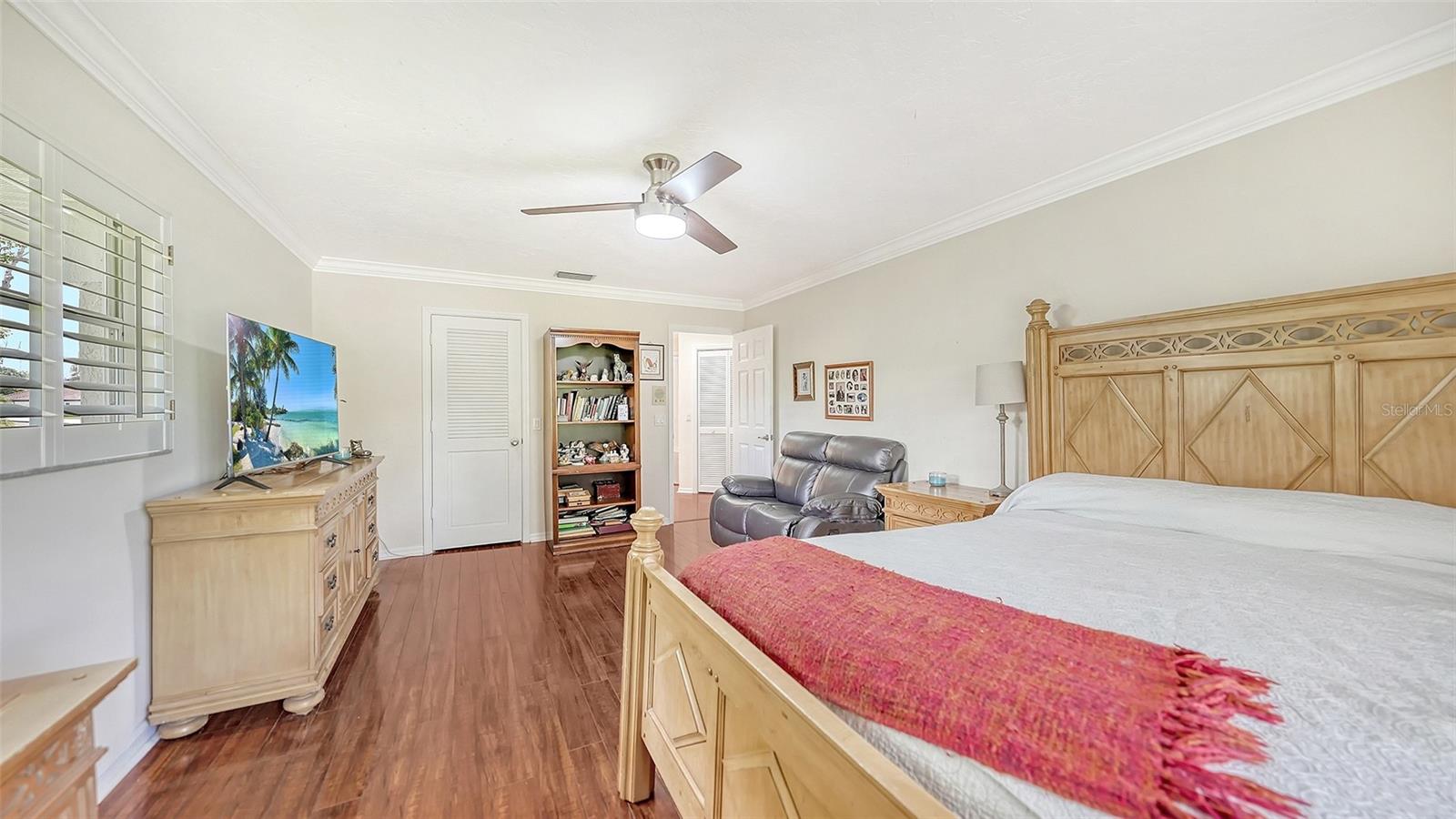 3988 LOSILLIAS DR, SARASOTA, FL, 34238