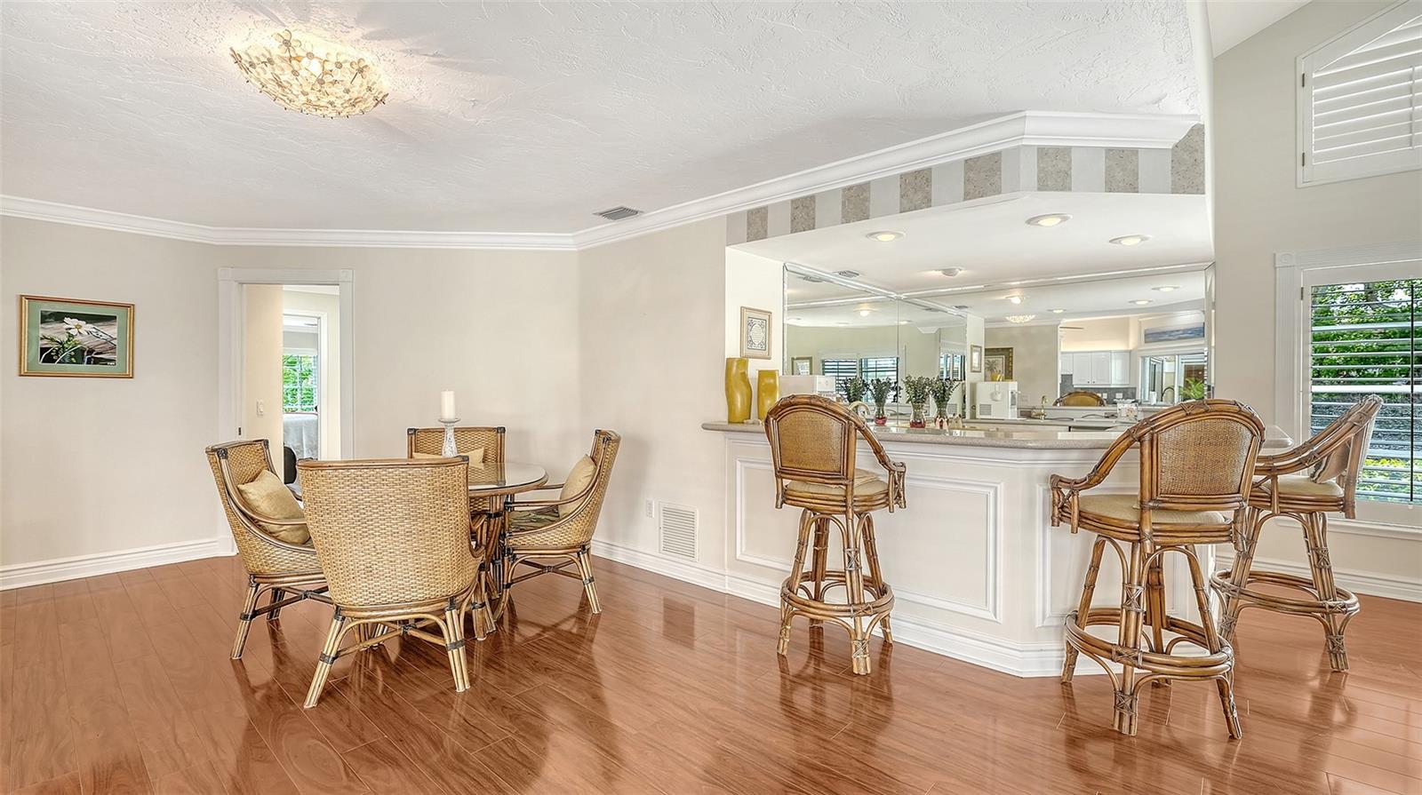 3988 LOSILLIAS DR, SARASOTA, FL, 34238