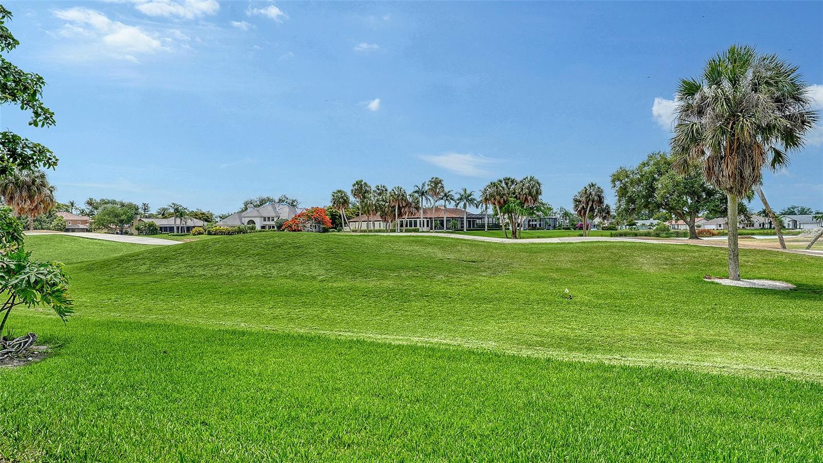 3988 LOSILLIAS DR, SARASOTA, FL, 34238