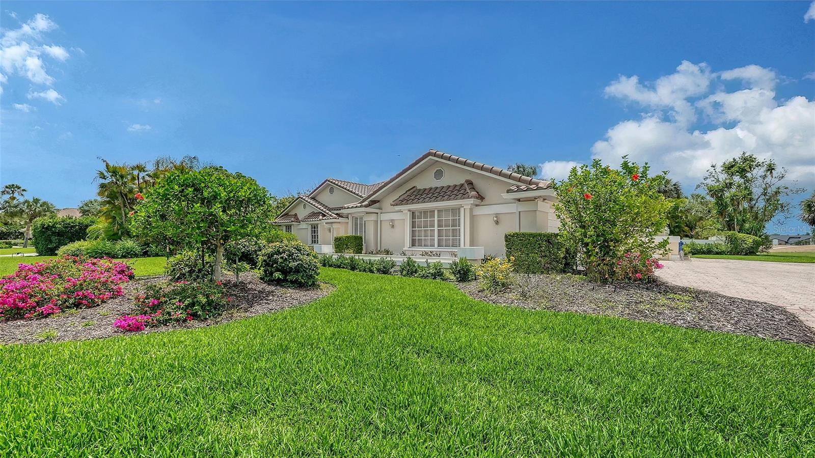 3988 LOSILLIAS DR, SARASOTA, FL, 34238