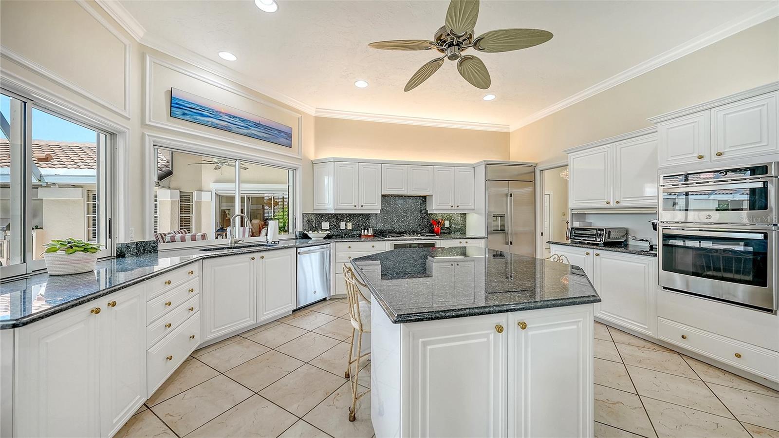 3988 LOSILLIAS DR, SARASOTA, FL, 34238
