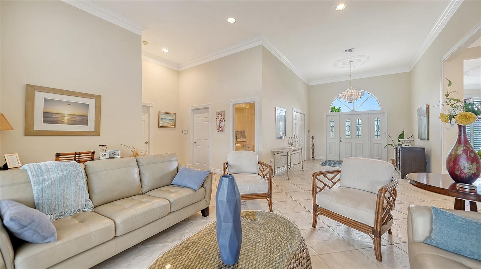 3988 LOSILLIAS DR, SARASOTA, FL, 34238
