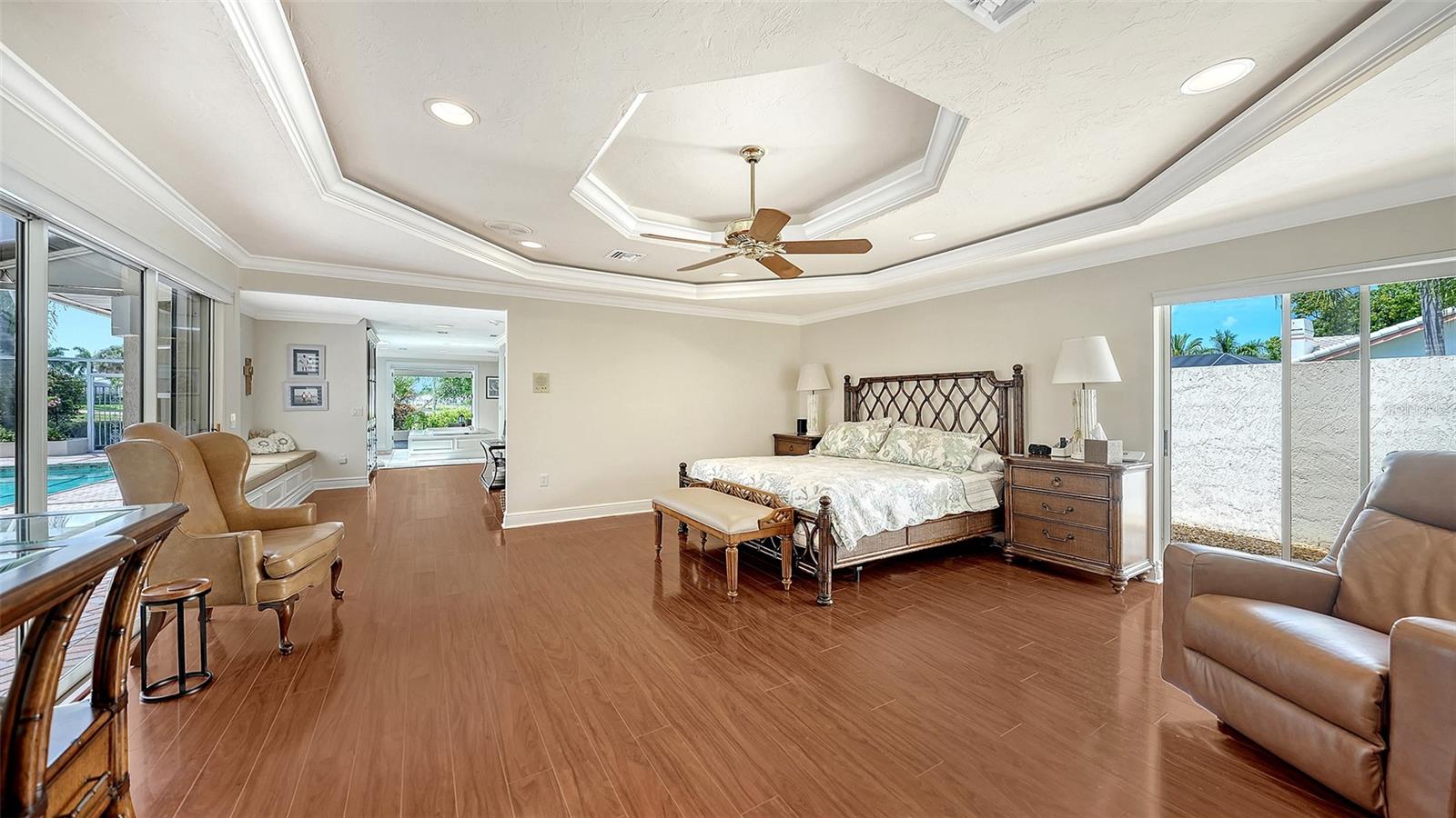 3988 LOSILLIAS DR, SARASOTA, FL, 34238