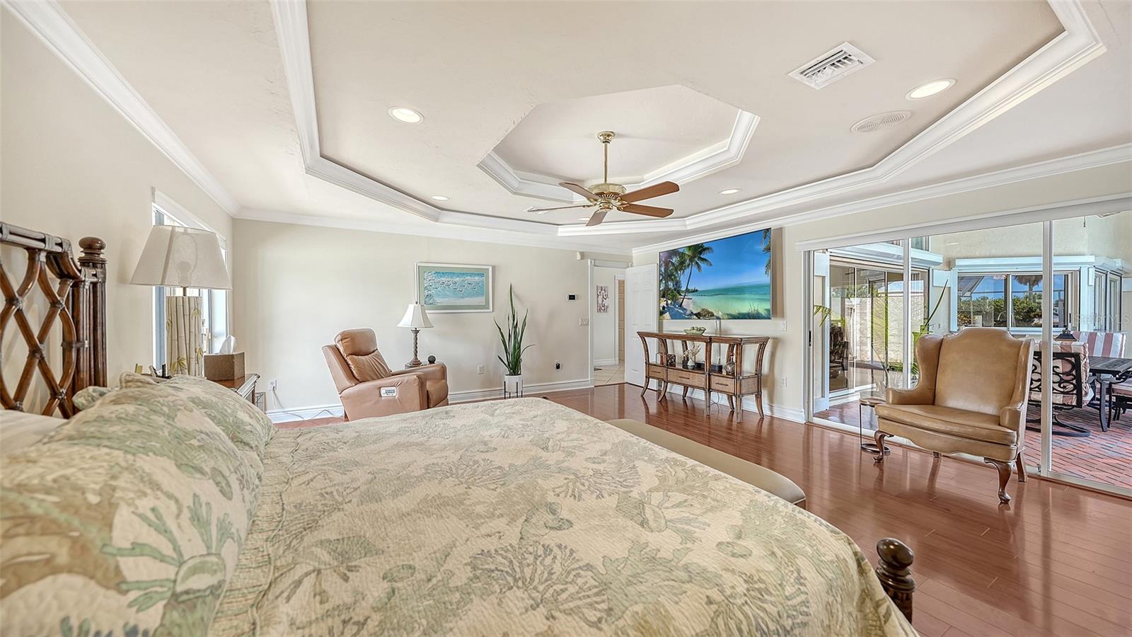 3988 LOSILLIAS DR, SARASOTA, FL, 34238