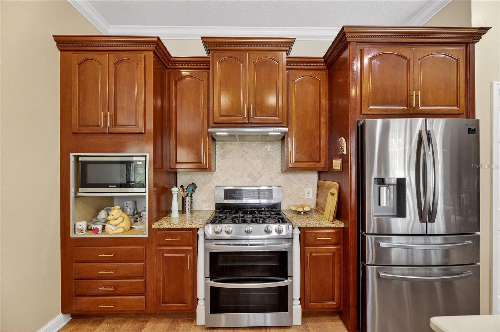 2713 PARK MEADOW DR, VALRICO, FL, 33594