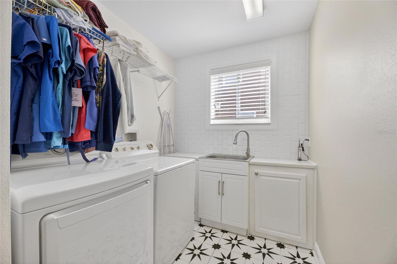 2713 PARK MEADOW DR, VALRICO, FL, 33594