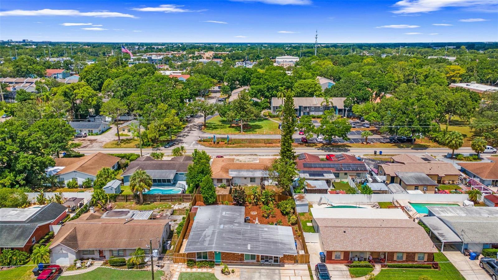 6010 N GUNLOCK AVE, TAMPA, FL, 33614