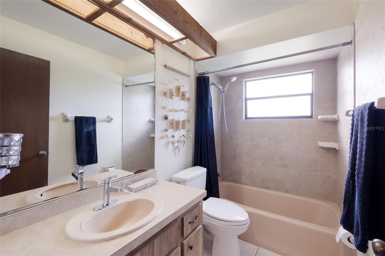 5202 FOXCROFT CT, SARASOTA, FL, 34232