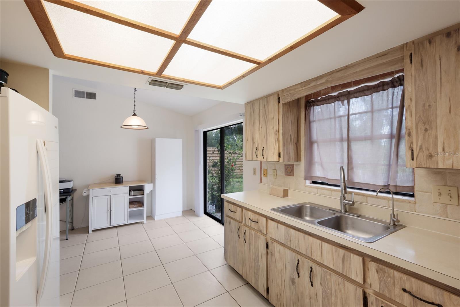 5202 FOXCROFT CT, SARASOTA, FL, 34232