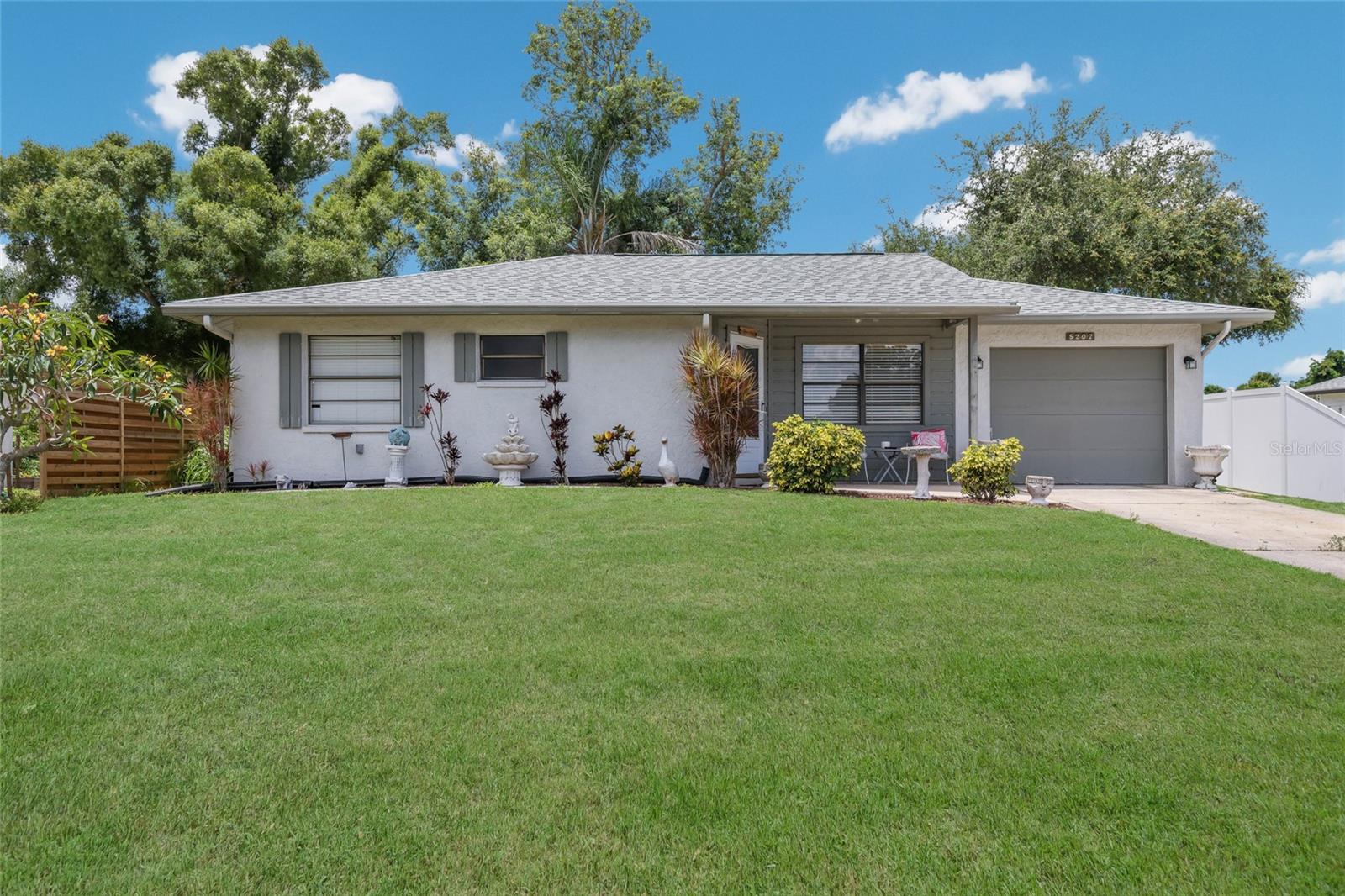 5202 FOXCROFT CT, SARASOTA, FL, 34232