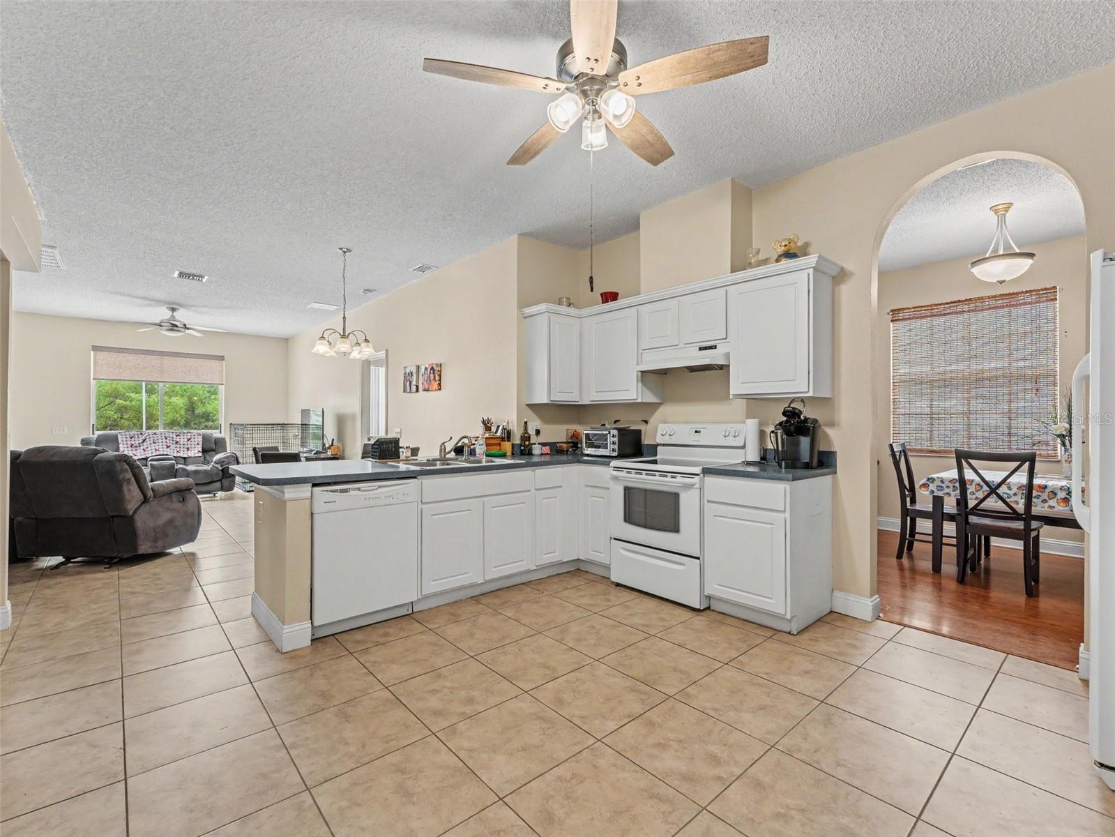 22536 LAURELDALE DR, LUTZ, FL, 33549