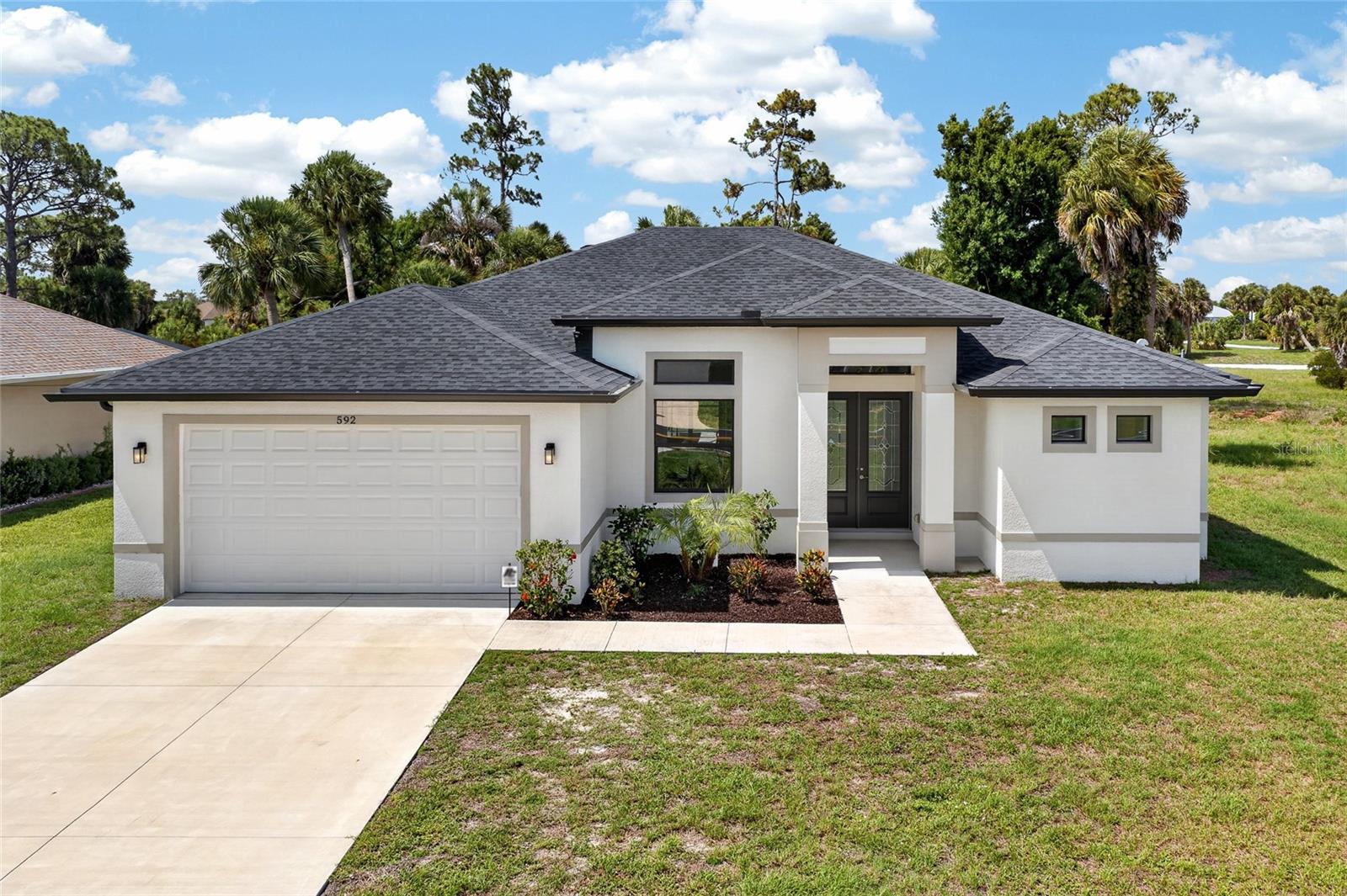 592 ROTONDA CIR, ROTONDA WEST, FL, 33947