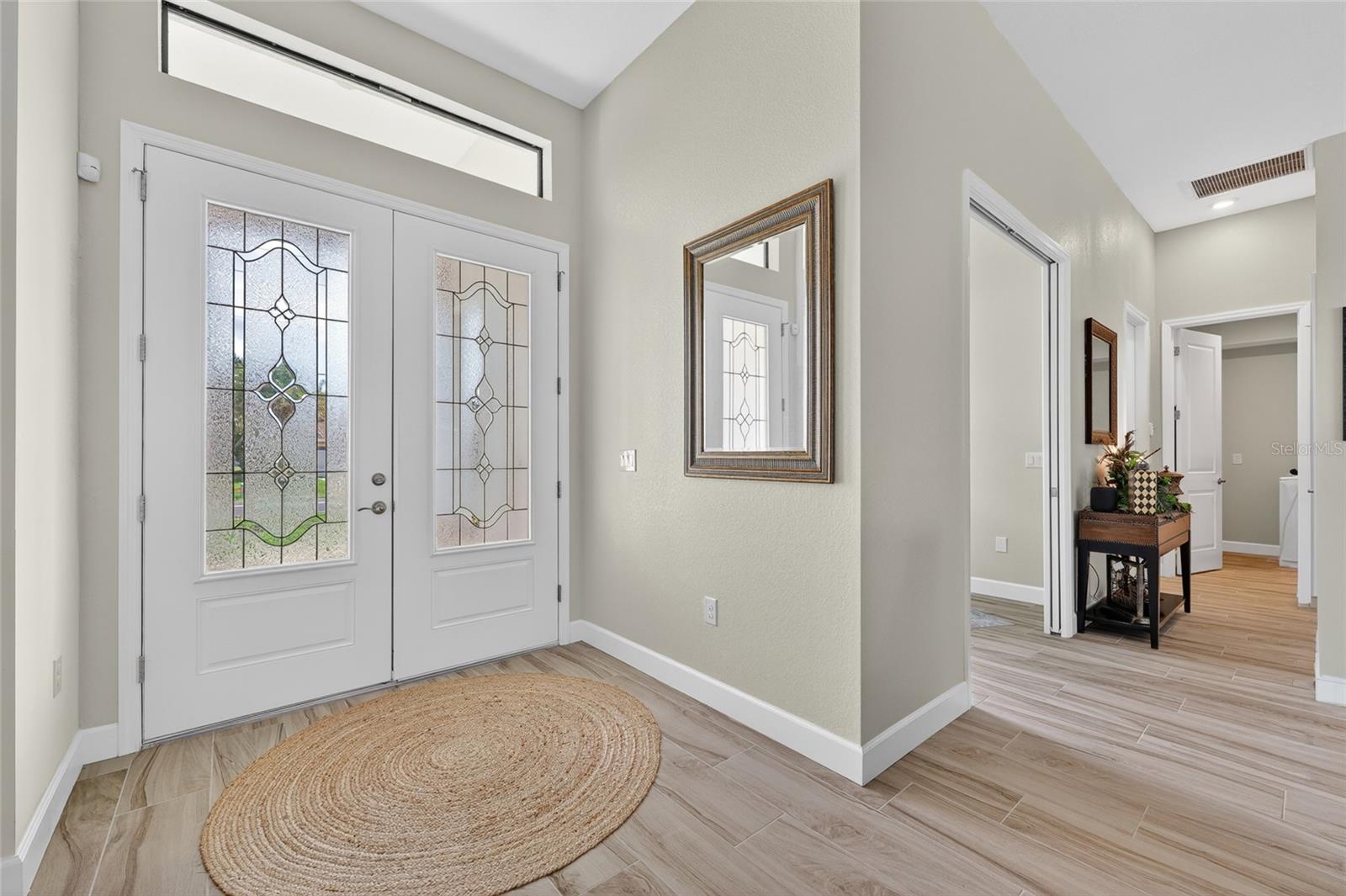 592 ROTONDA CIR, ROTONDA WEST, FL, 33947